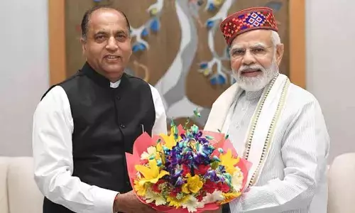 Shimla: Ex-HP CM Jai Ram Thakur meets Narendra Modi