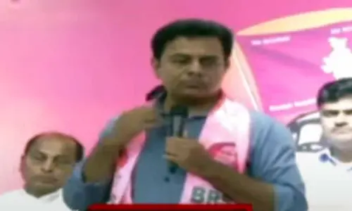 KTR invites Jitta Balakrishna Reddy into BRS, rubbishes Congress criticism