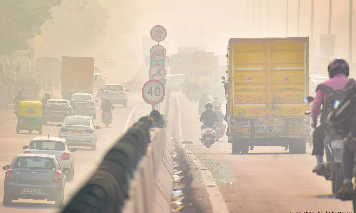 Deteriorating air quality in Delhi, NGT issues notices.
