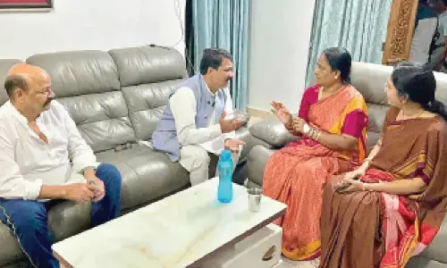 Konda slams BRS govt for underdevelopment in Warangal East