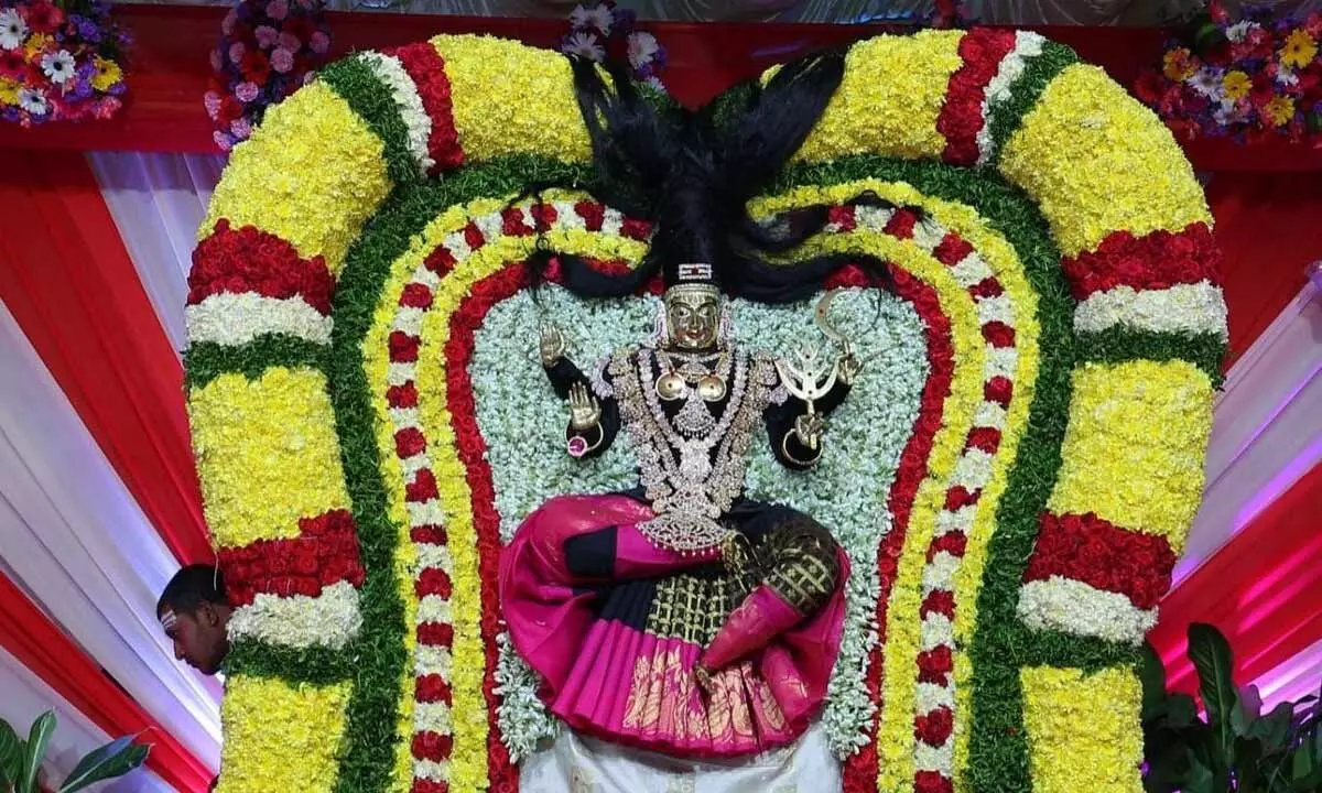 Goddess Bhramaramba in Kalaratri Alankaram
