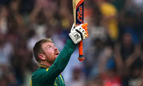 Klaasen, Jansen maul England by 229 runs