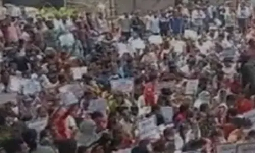 gana: Protest against ethanol plant turns violent, 2 cops hurt; police vehicle torched