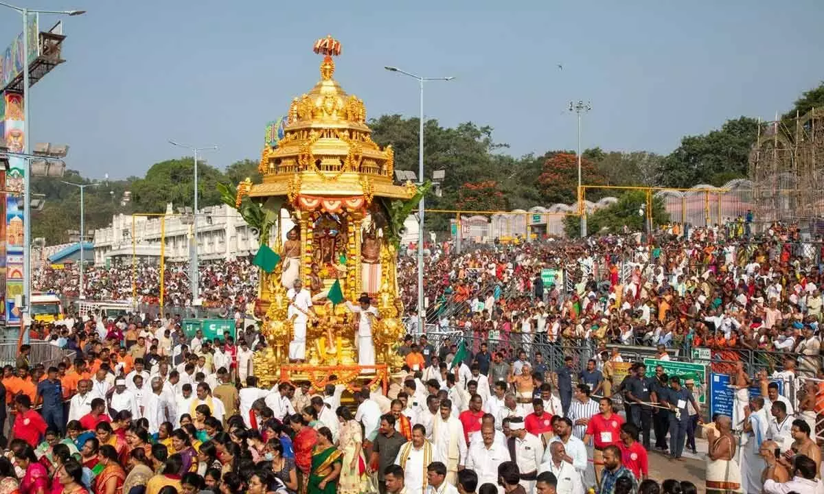 Tirumala Brahmotsavams to end today with Chakrasnanam, rides on a Golden chariot on sunday