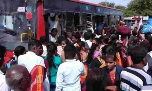 Long festive weekend sees massive increase in bus fares