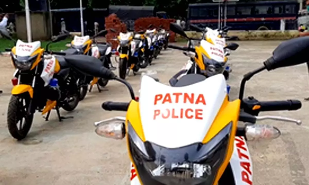 Patna police lathicharges unsuccessful teacher aspirants