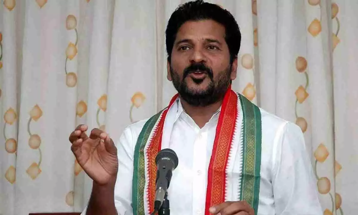 Cash transfer schemes should be completed before notification, says Revanth Reddy