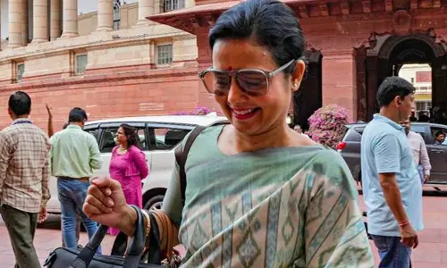 Lok sabha Ethics comittee summons TMC Mahua Moitra on 31st October
