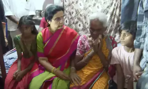 Nara Bhuvaneshwari consoles kin of TDP activists in Renigunta, extends financial help