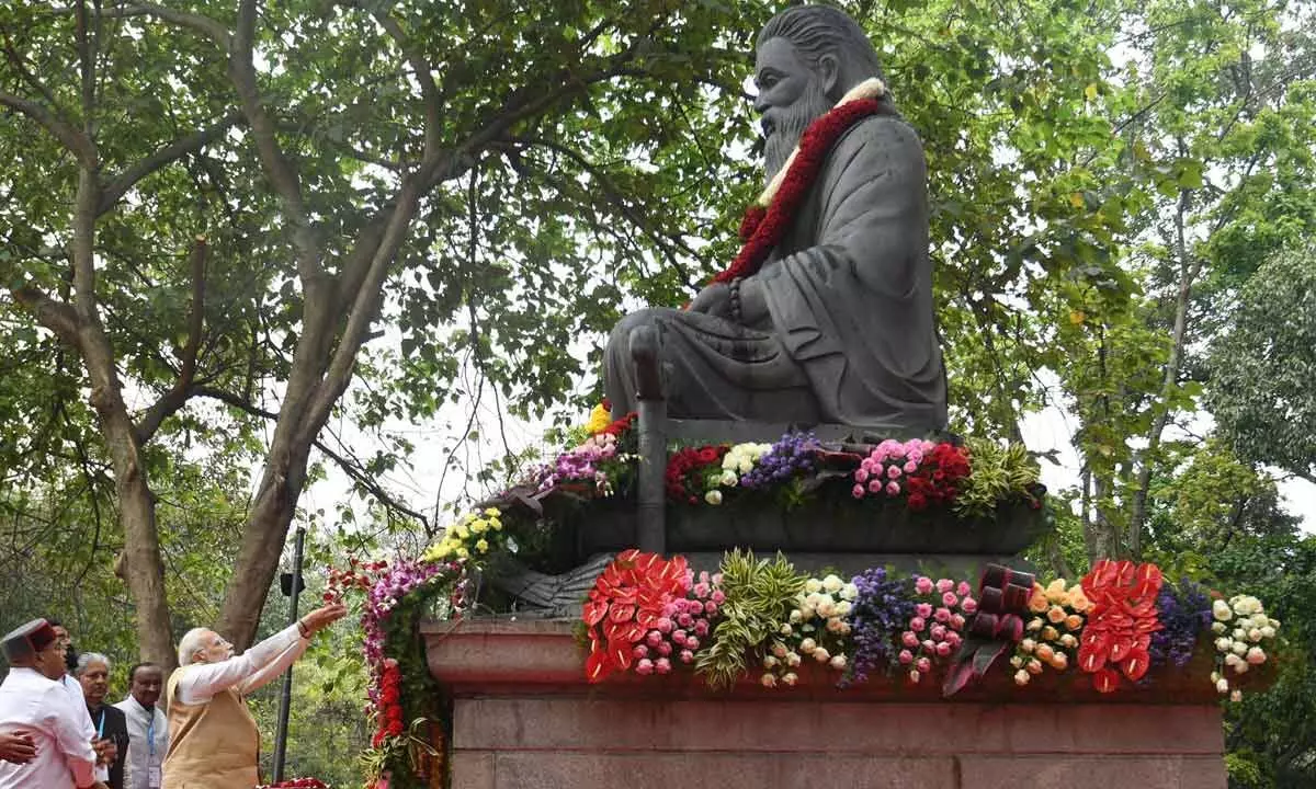 Happy Valmiki Jayanti 2023: Wishes, Messages, Photos and Quotes to Share; PM Modi Extends Greetings