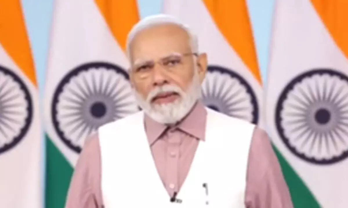 PM Modi interacts with contingent of Asian Para Games