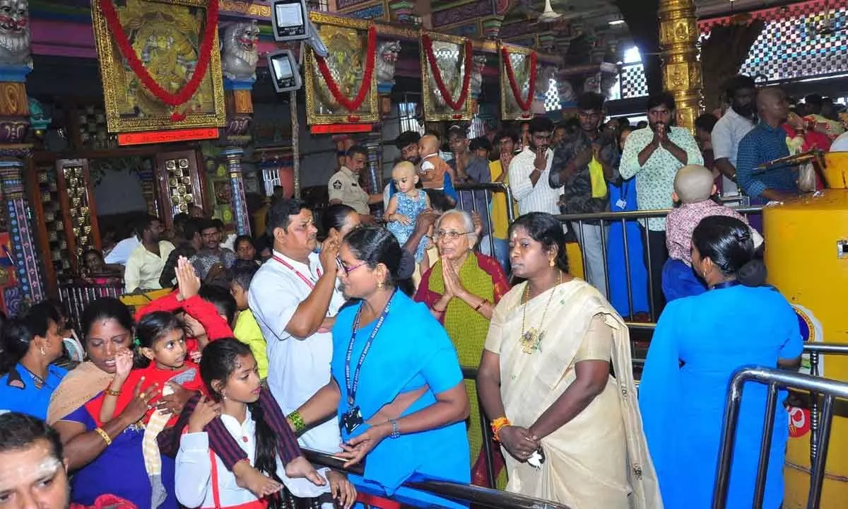 Vijayawada: Devotees rush witnessed at Durga temple