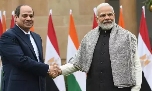 Modi, Egypts Sisi bat for early restoration of peace