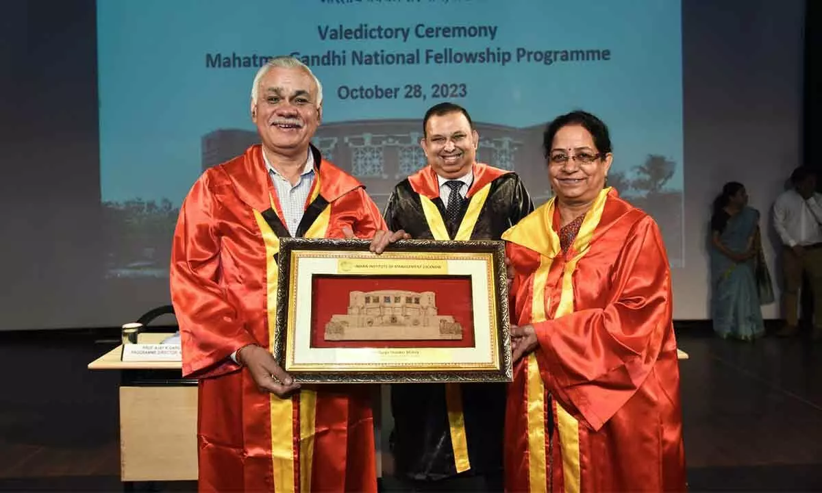 MGNF Fellows Shine at IIM Lucknows Valedictory Ceremony