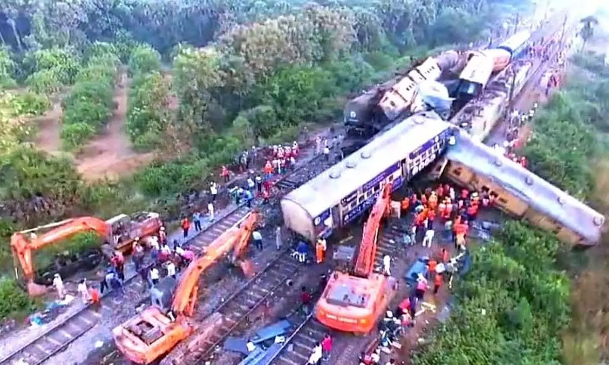 Train accident that occurred in Vizianagaram on Sunday evening