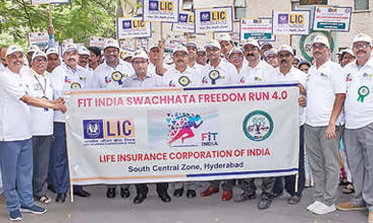 LIC Hyd Zone organises Swachhata Freedom Run