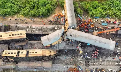 Governor, CM express anguish over train accident