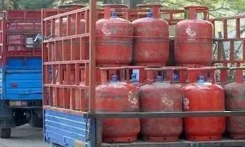 Congress Bold Move: Promising Affordable LPG Cylinders In Chhattisgarh Elections