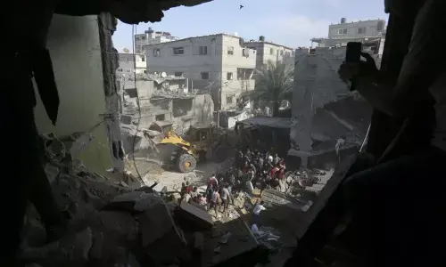 Israeli forces battle Hamas around Gaza City, as military says 800,000 have fled south