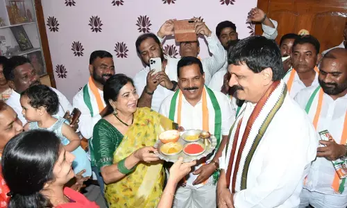 Mynampally Hanumanth Rao campaigns at East Anand Bagh, asks to votes