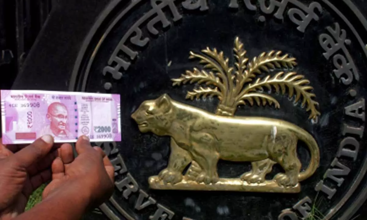 Total value of Rs 2,000 notes in circulation down to just Rs 0.1 lakh crore: RBI