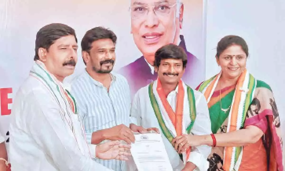 Rajamahendravaram: Mulla Madhav appointed as APCC general secretary