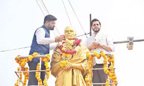 Kurnool: Follow in footsteps of Potti Sriramulu, exhorts Collector Dr G Srijana