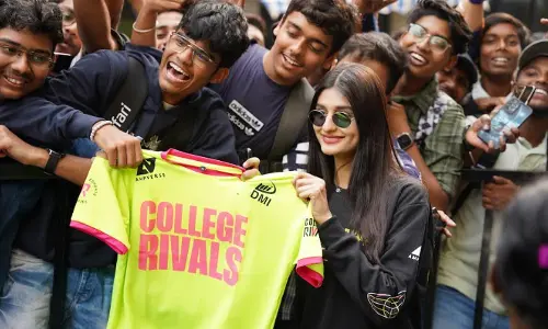 Esports Icon Payal Gaming encourages students in Bengaluru to participate in College Rivals!
