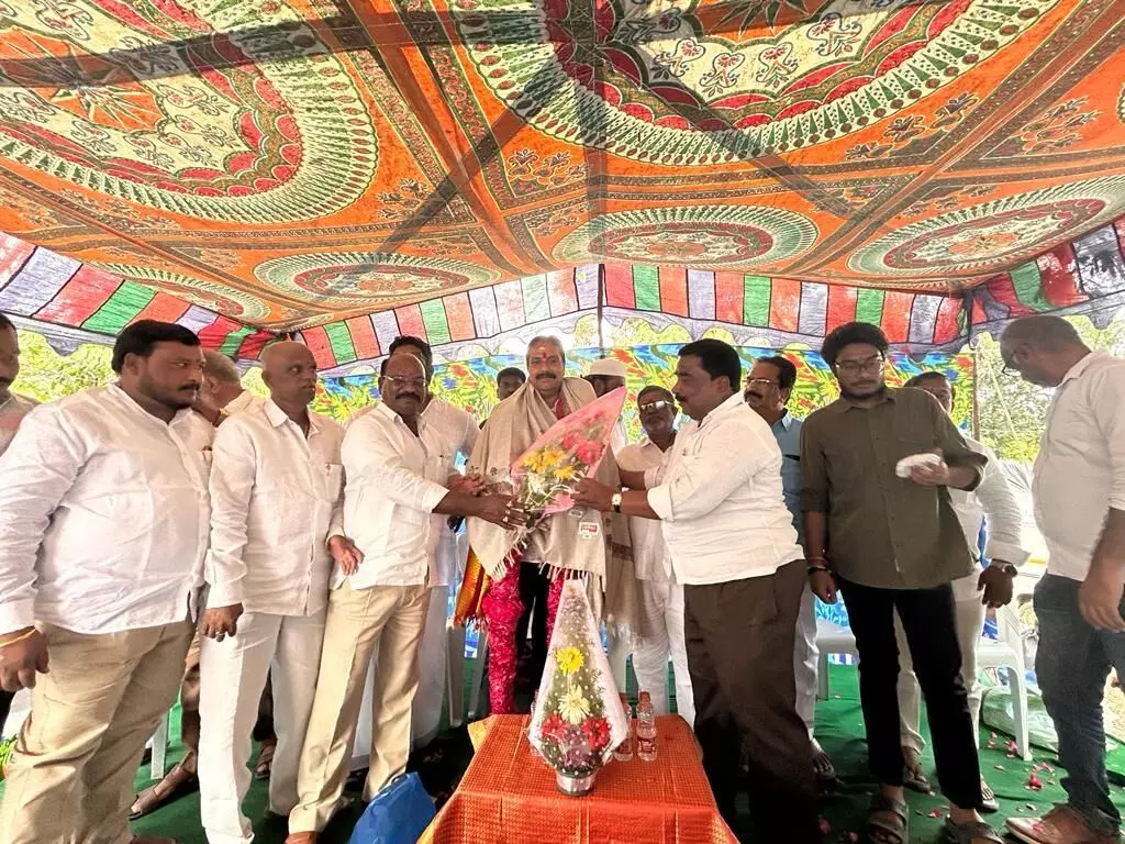 People of Serlingampalli extend support to Congress candidate