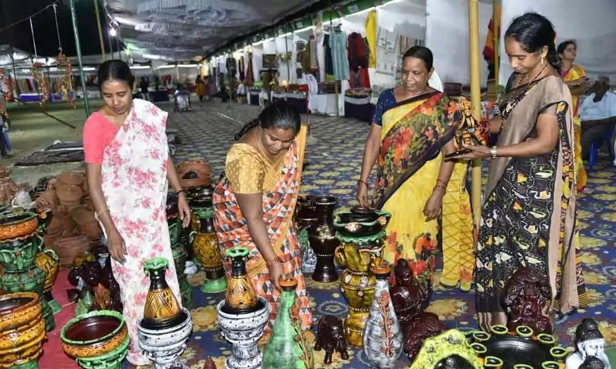 Vijayawada: Lepakshi Craft Bazaar gets good response