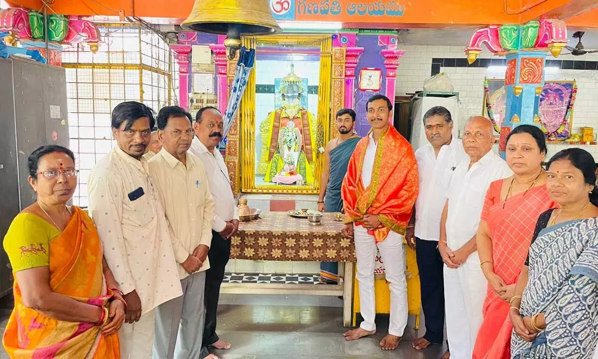 Uppal Congress candidate performs special Pooja at Ganesh temple