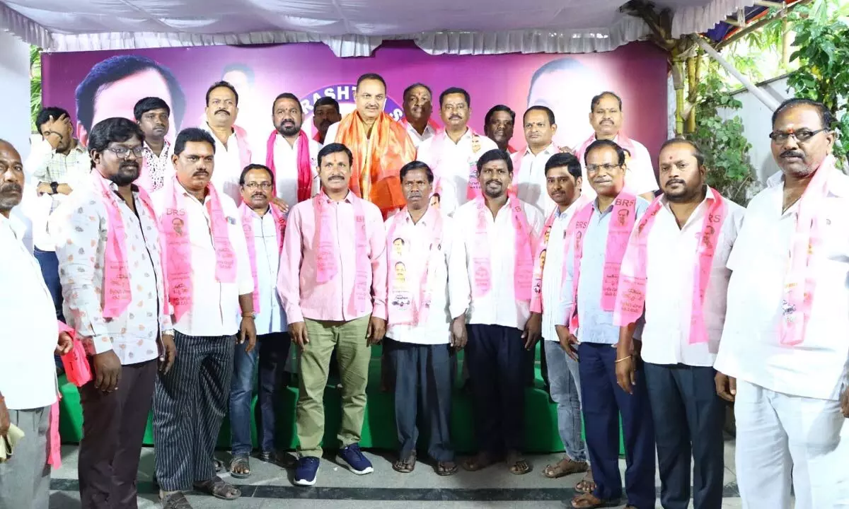 Several leaders from Uppal constituency joins BRS in presence of Bandari Lakshma Reddy