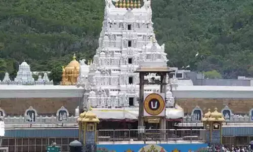 Devotees rush reduced at Tirumala, to take eight hours for Sarvadarshans