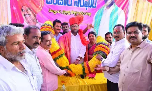 Kothagudem: MP Vaddiraju Ravichandra lauds KCR’s services for tribals