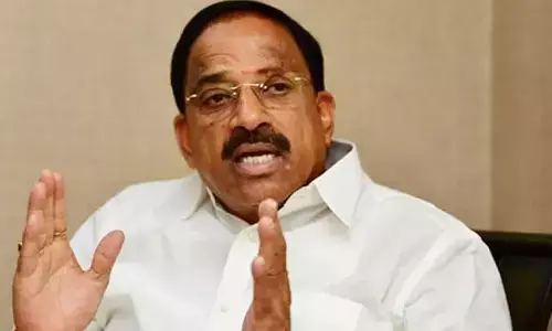Speak to Chandrababu to know truths about KCR: Thummala