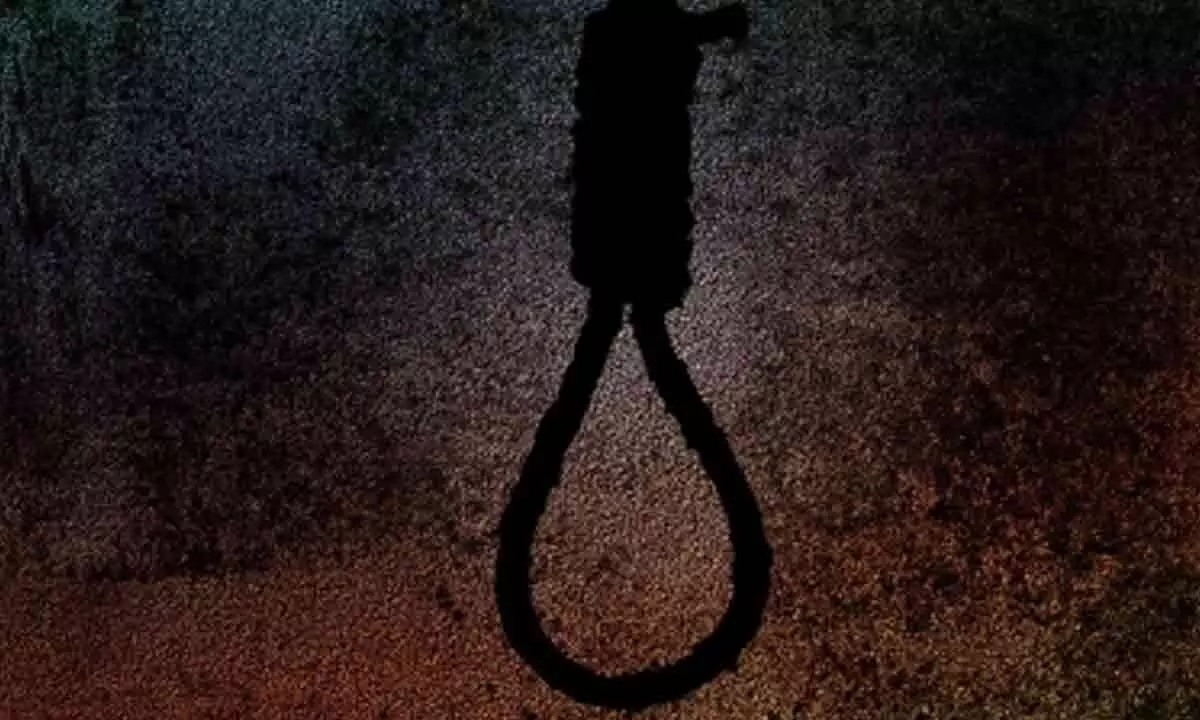 Woman found hanging at PG in Delhi, police initiates inquest proceedings