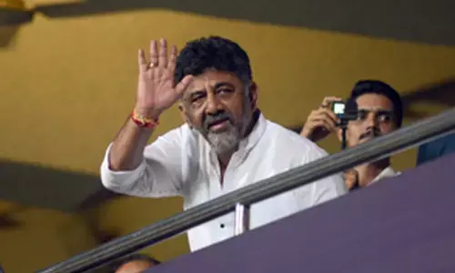 Karnataka DyCM Shivakumar holds private meeting with rival Satish Jarkiholi in Bengaluru