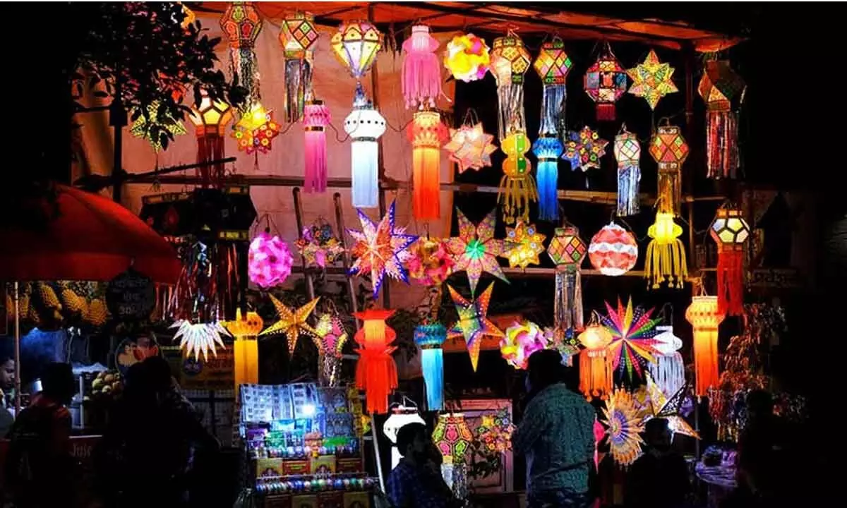 Diwali 2023 Decor Ideas: From Classic Lamps to Glass Jar Lanterns, Illuminate Your Home