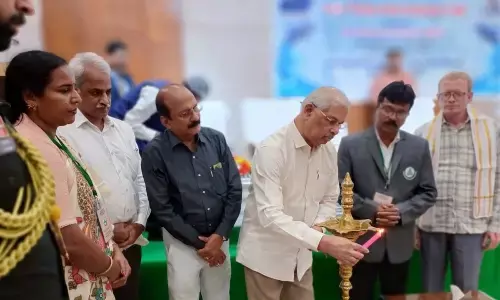 Governor of Bihar Rajendra Vishwanath Arlekar inaugurating the platinum jubilee celebrations of the YHAI in Visakhapatnam on Tuesday