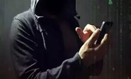 Karnataka man clicks link on phone, gets blackmailed over morphed video