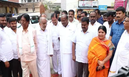 Former CM HD Kumaraswamy and JDS MLAs Visit Hasanamba Temple in Show of Unity
