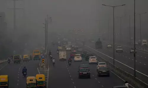 Delhi government has announced winter vacation in view of air pollution