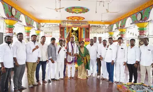 Thotakura Vajresh Yadav performs Puja and files nomination