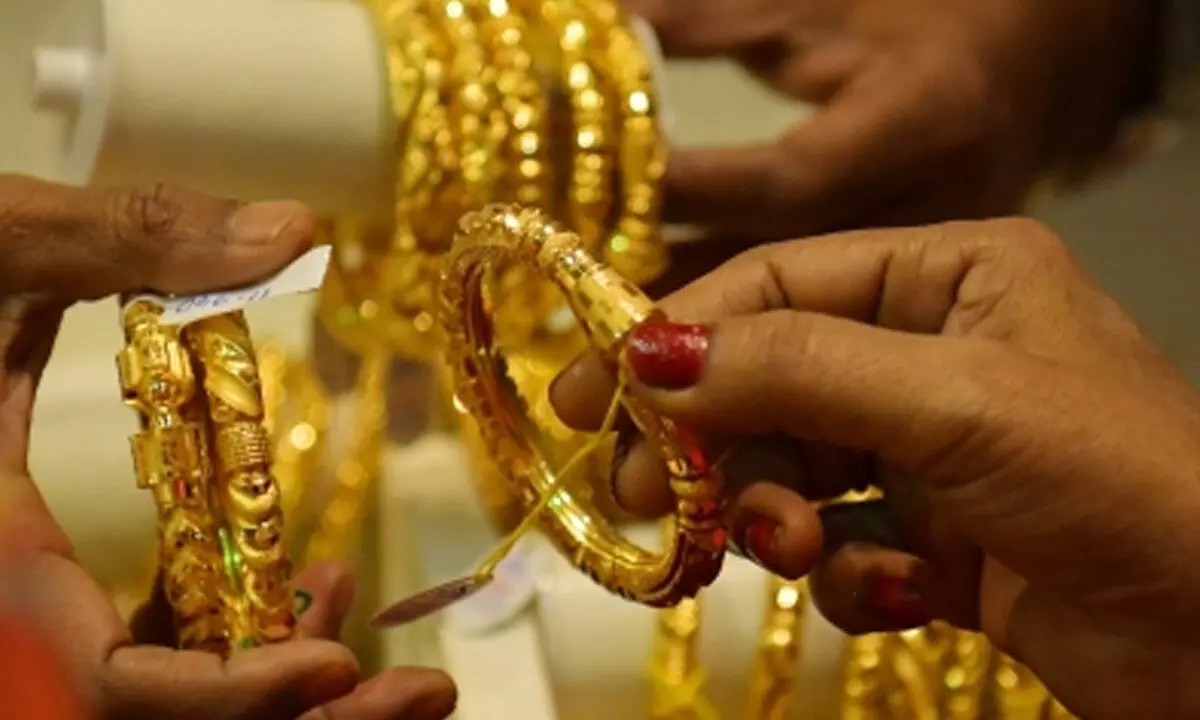 Dhanteras sees strong demand for gold, silver ornaments; traders expect sales to surpass last years level