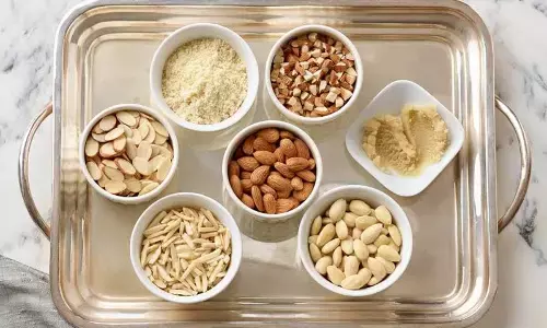 3 thoughtful almond gifting ideas for your guests this festive season