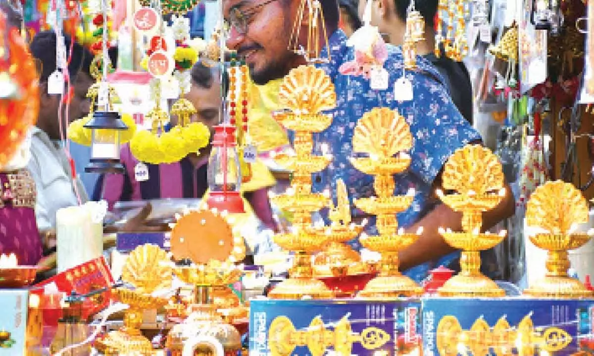 Hyderabad: Diwali fails to bring cheer to city traders