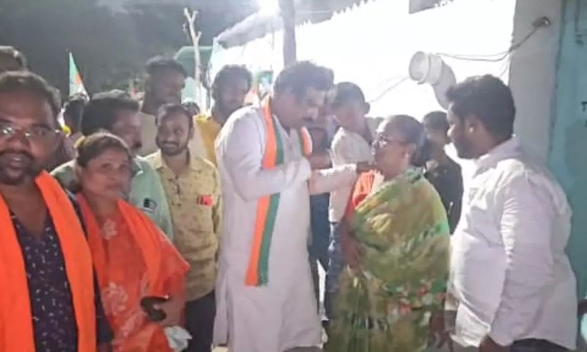 BJP candidate Ganesh campaigns door-to-door campaign in Secunderabad cantonment
