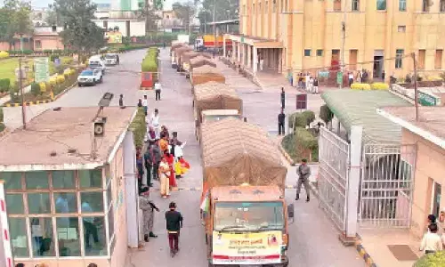 New Delhi: Patanjali becomes support for quake victims in Nepal