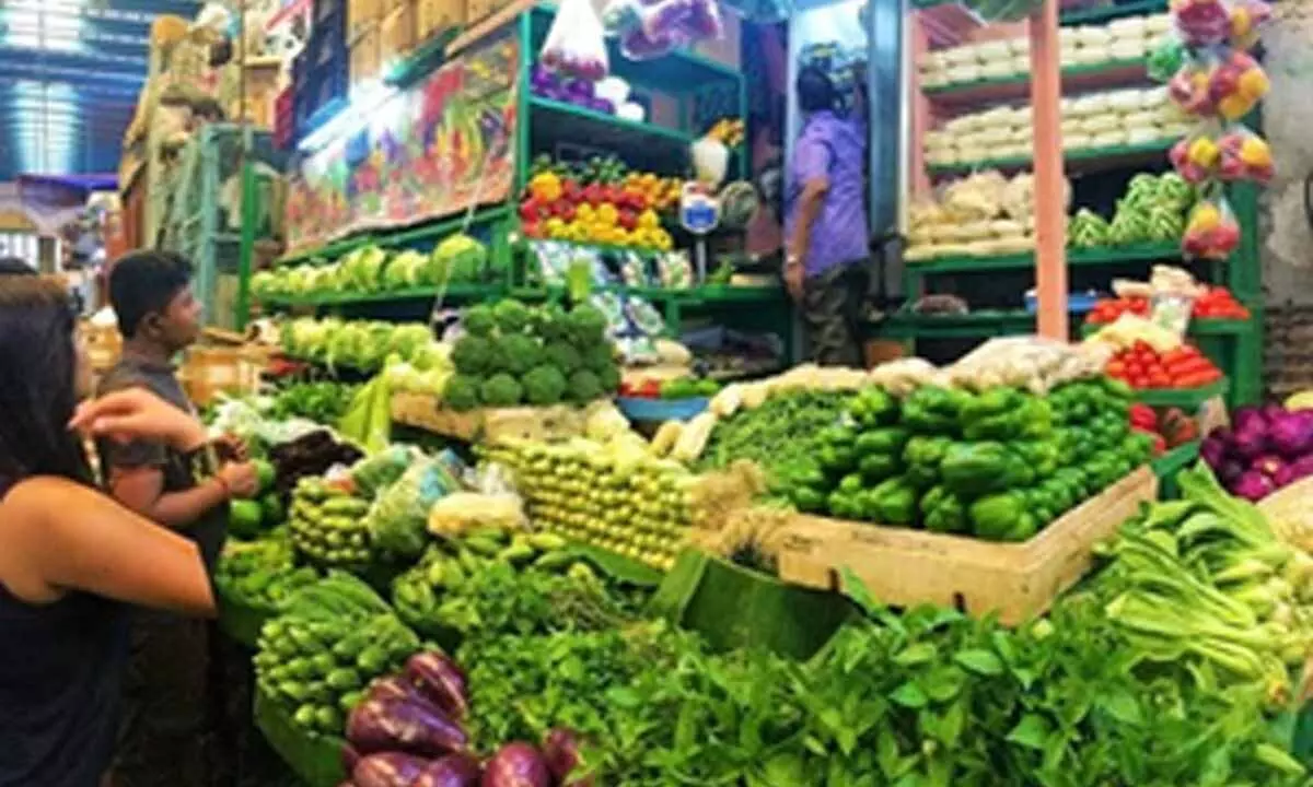 Consumers feel pinch in their pockets as vegetable prices soar in Kolkata