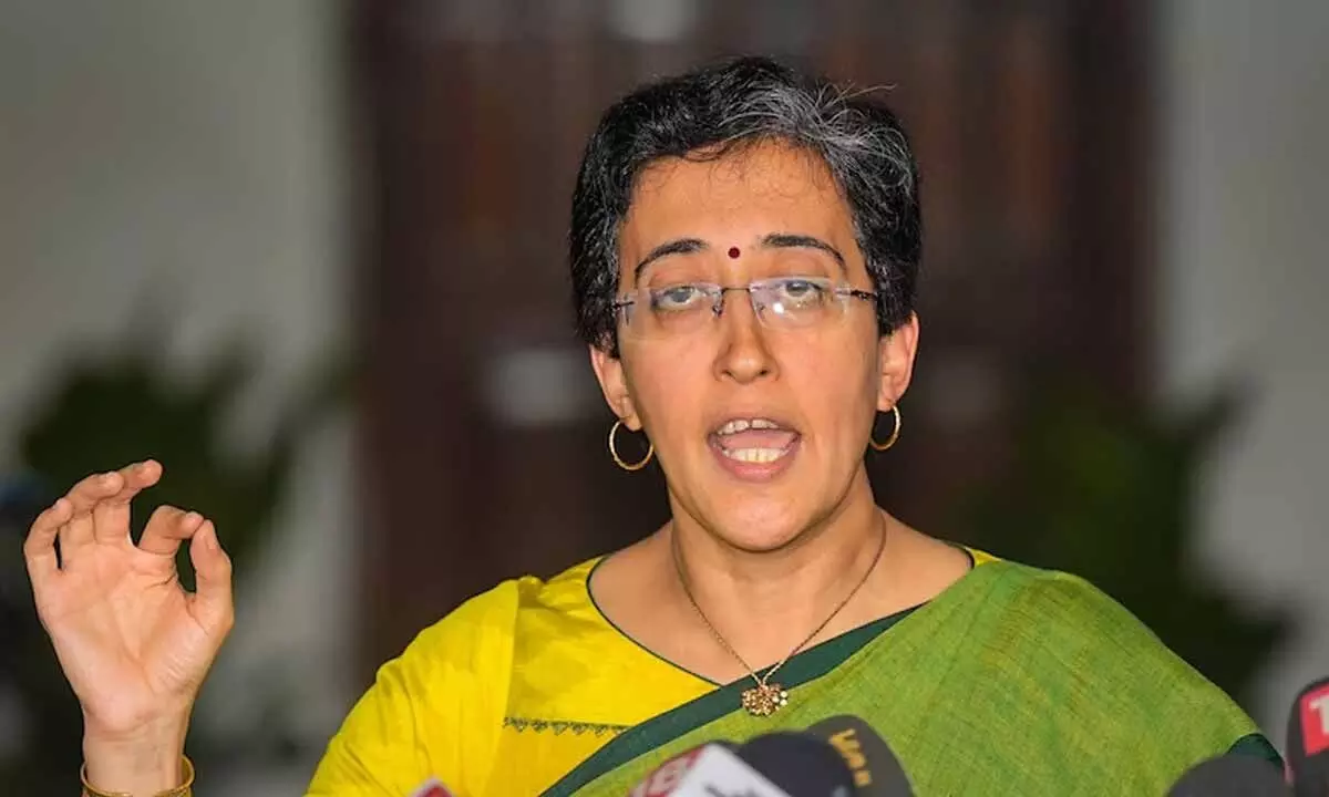 Atishi instructed the District Magistrates to look after the preparations for Chhath festival